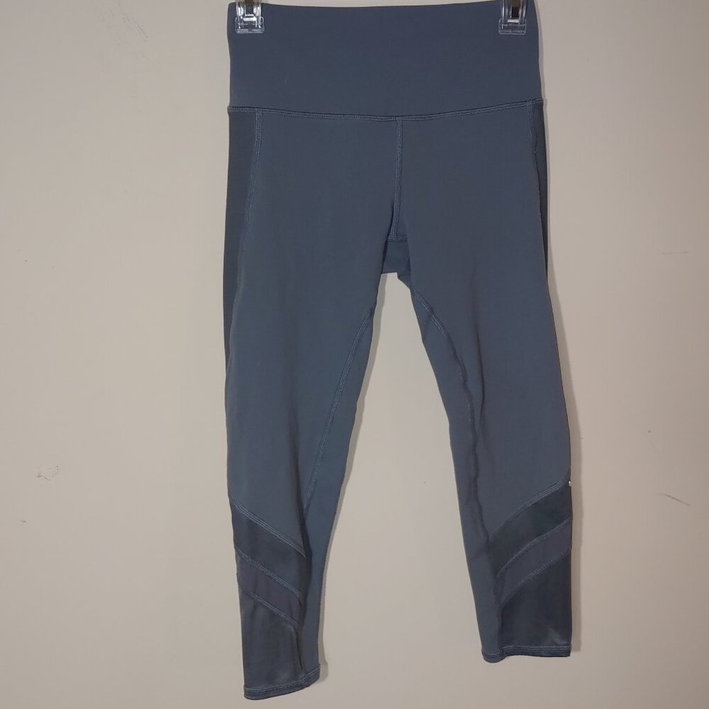 Alo Yoga Elevate Capri High Waist "Concrete" Grey Leggings Size S